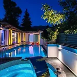 Villa Islamlar Village 2 Bedroom With Pool Jacuzzi Table Tennis *