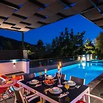 Islamlar Village 2 Bedroom With Pool Jacuzzi Table Tennis Villa